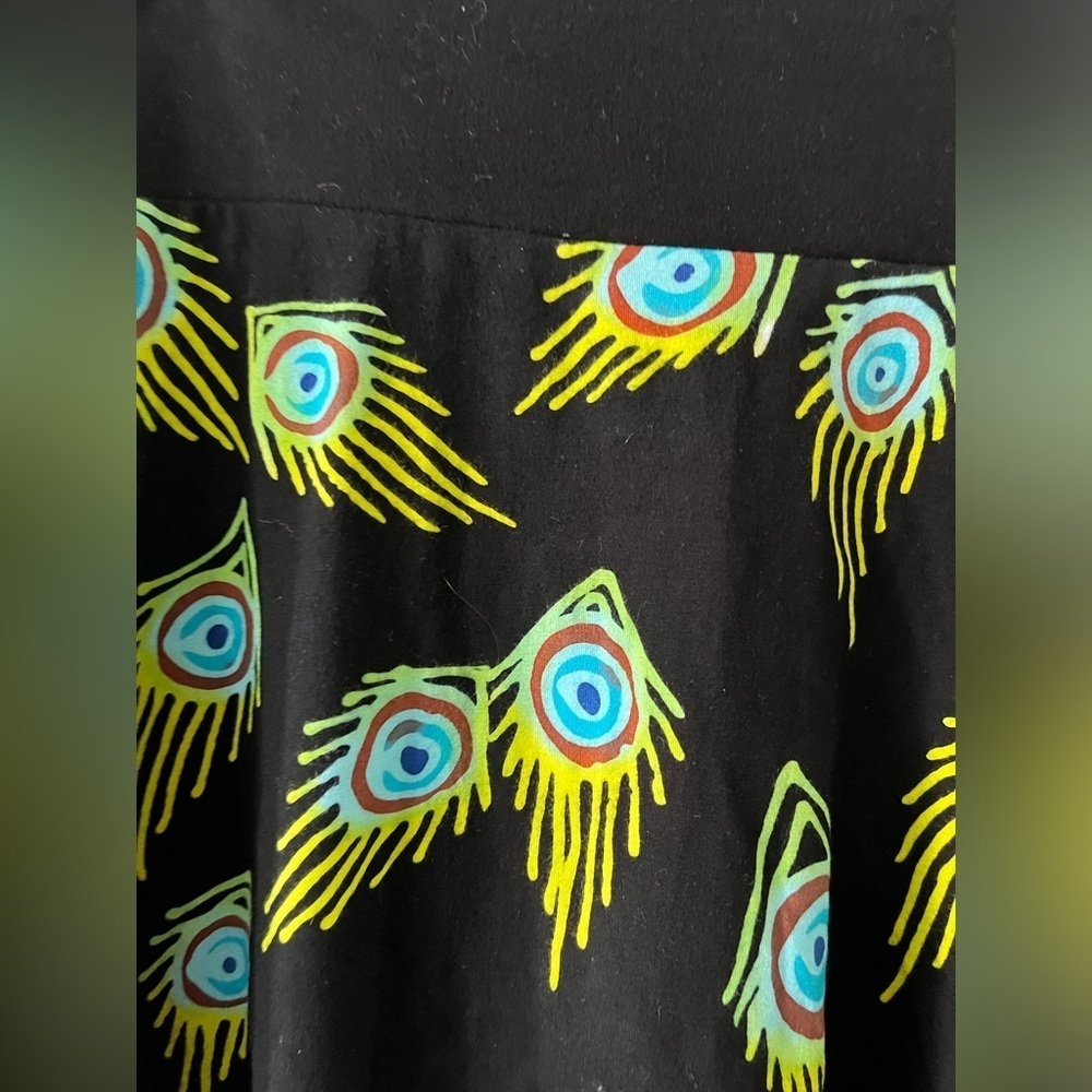 Design By Naomi Peacock Feather Print Black Skirt Large - Picture 2 of 9